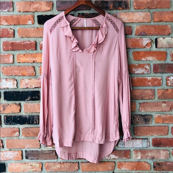 Free People Tops - Free People Pink Long Sleeve Tunic Blouse Size XS
